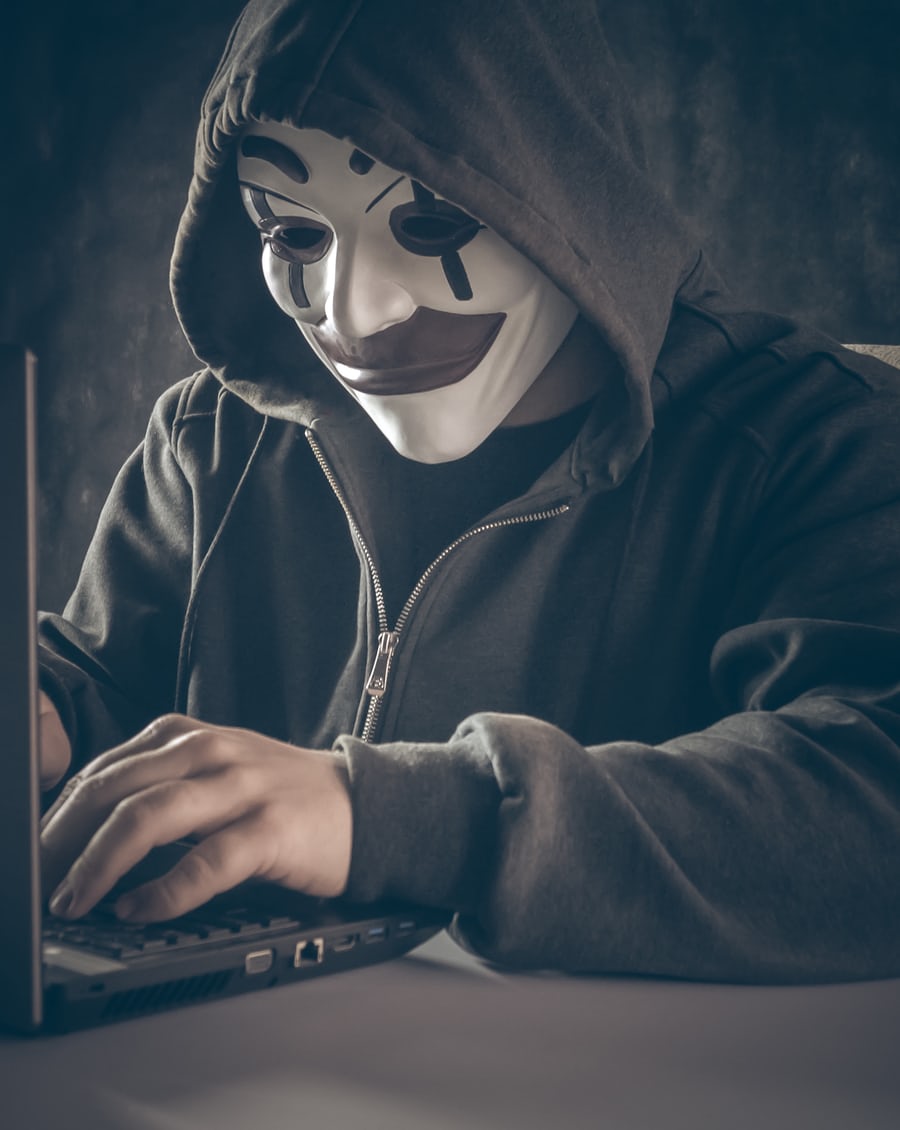 Pegadas digitais, fraudes descomunais
